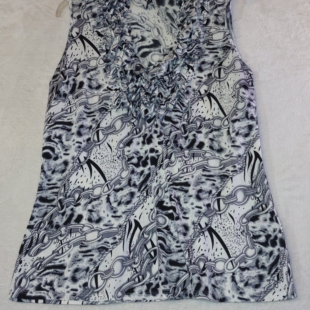 Elegant Monochrome Women's Blouse Chain And Animal Print